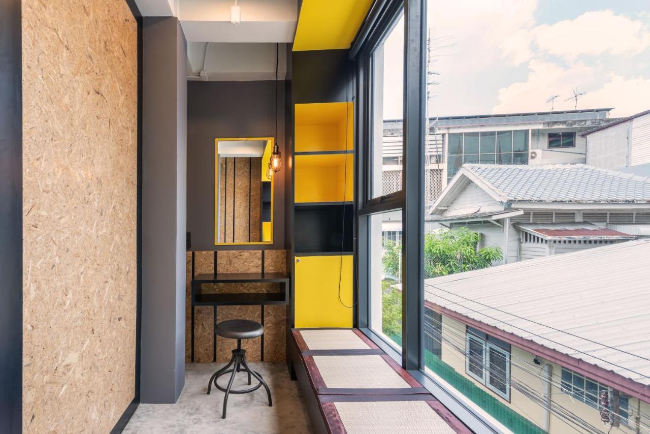 Lobsuek Hostel หลบศึก โฮสเทล Bangkok Exteriör bild